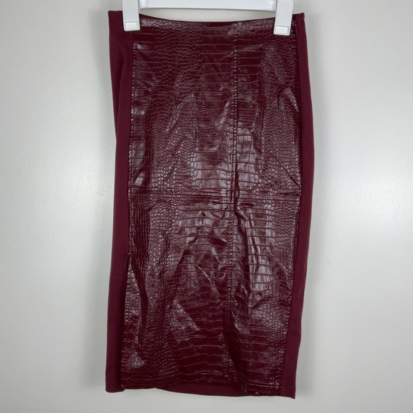 Guess High Waisted Burgundy Candra Faux Alligator Print Midi Skirt | Size S - Picture 2 of 7